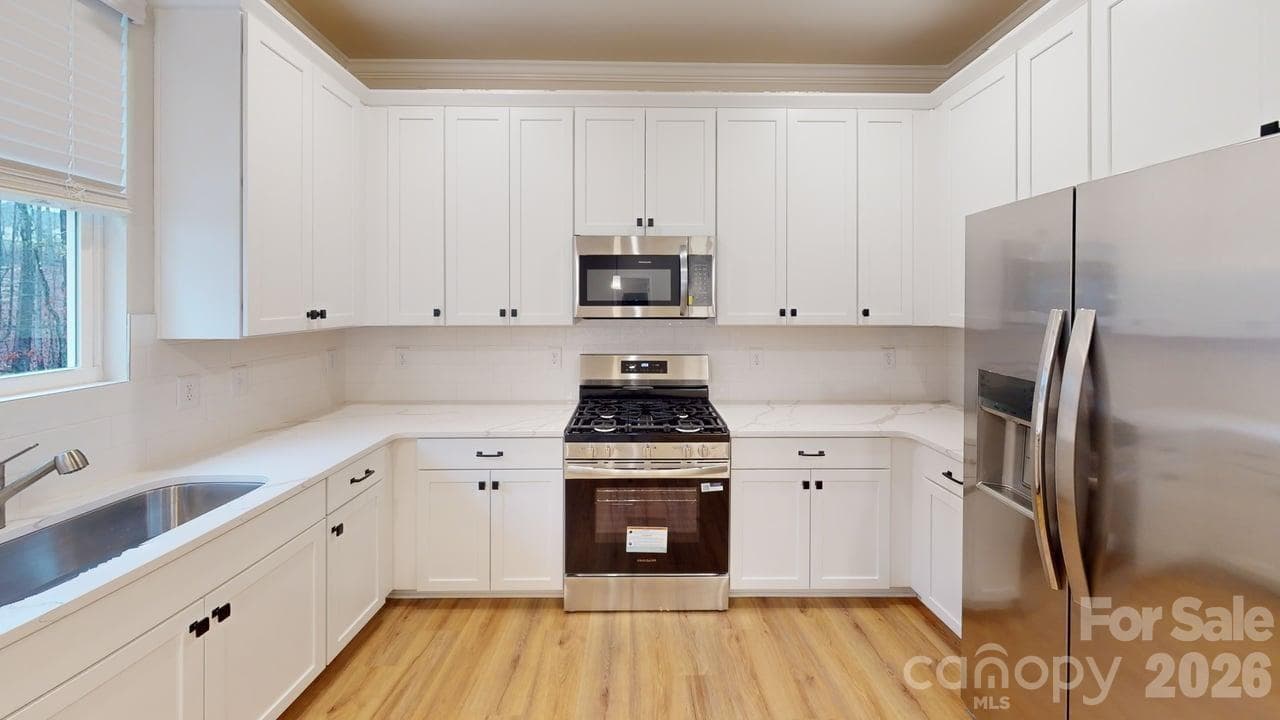 Single Family Residence at 236 Hamrick Road, Gastonia, photo 11 of 36