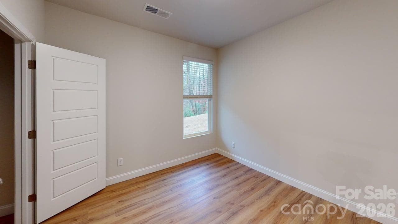 Single Family Residence at 236 Hamrick Road, Gastonia, photo 29 of 36