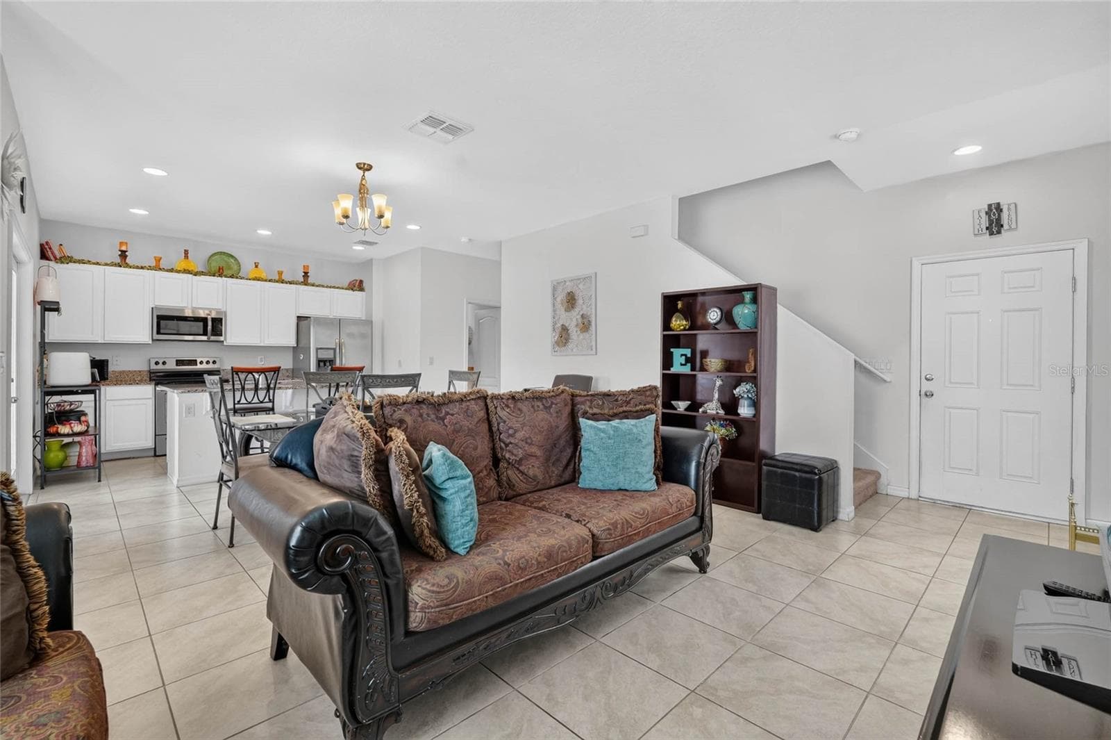 Townhouse at 1655 PHAM DR, PORT ORANGE, photo 9 of 31