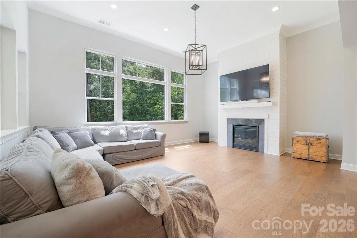 Living Room - 6321 Chimney Bluff Road, Lancaster