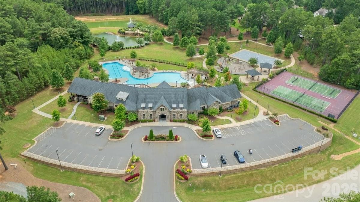 Single Family Residence at 6321 Chimney Bluff Road, Lancaster, photo 36 of 44