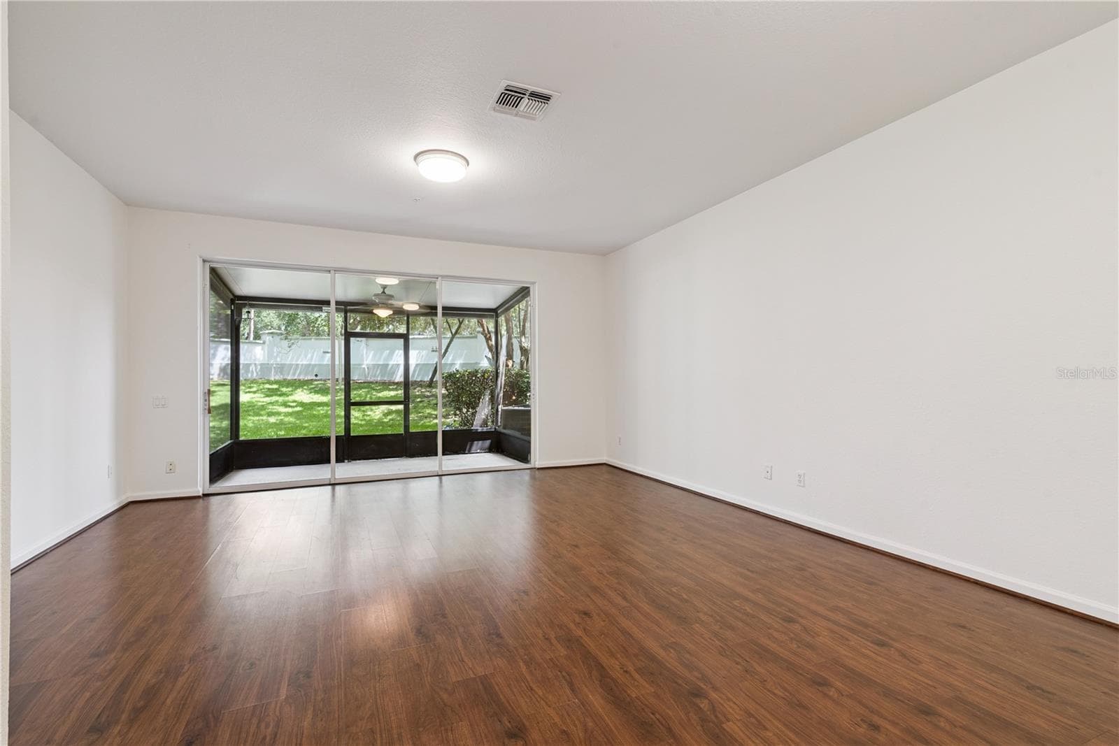Townhouse at 6887 SPERONE ST, ORLANDO, photo 9 of 37