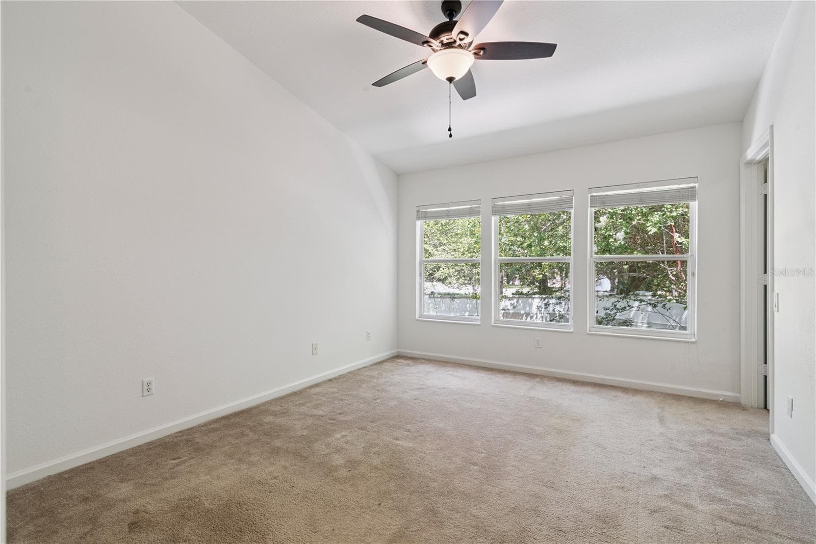 Townhouse at 6887 SPERONE ST, ORLANDO, photo 28 of 37