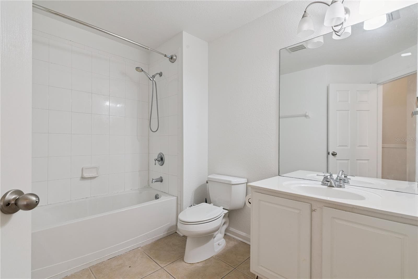 Townhouse at 6887 SPERONE ST, ORLANDO, photo 33 of 37