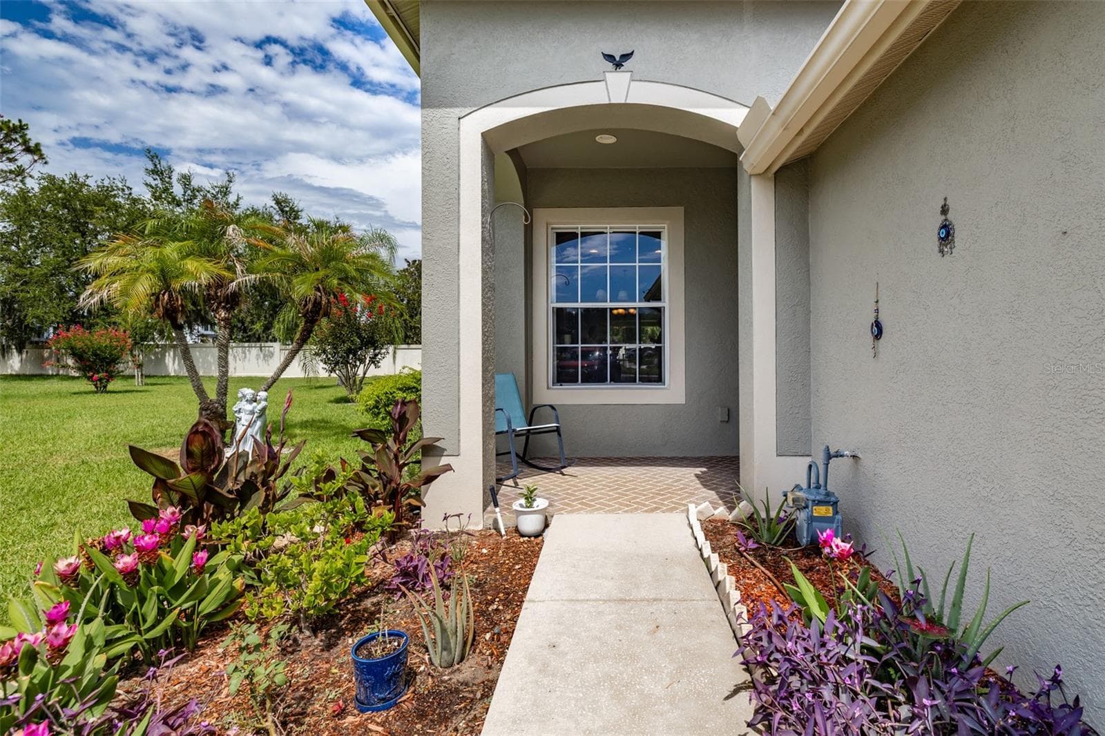 Villa at 1237 AMBRIDGE DR, WESLEY CHAPEL, photo 4 of 38
