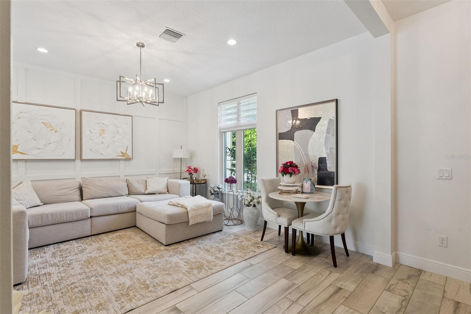 Great room view from entry - 8932 BISMARCK PALM DR, WINTER GARDEN