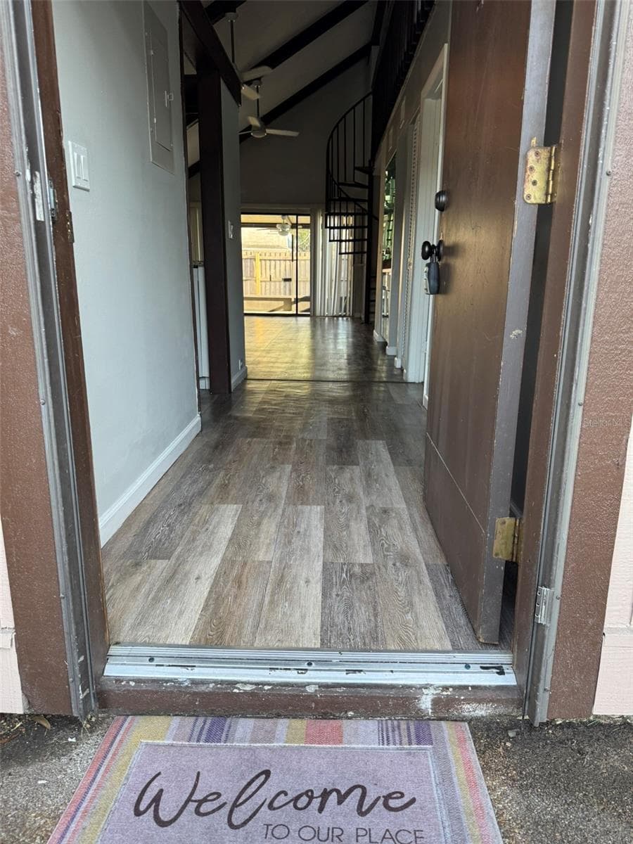Entry - 4008 MURIEL PL #1, TAMPA