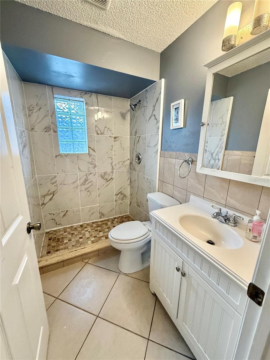 Single Family Residence at 4811 PLINY CT, KISSIMMEE, photo 12 of 16