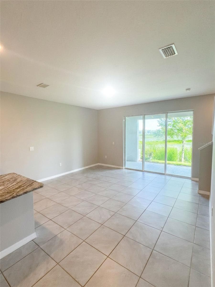 Living room - 5254 DRAGONFLY DR, WILDWOOD