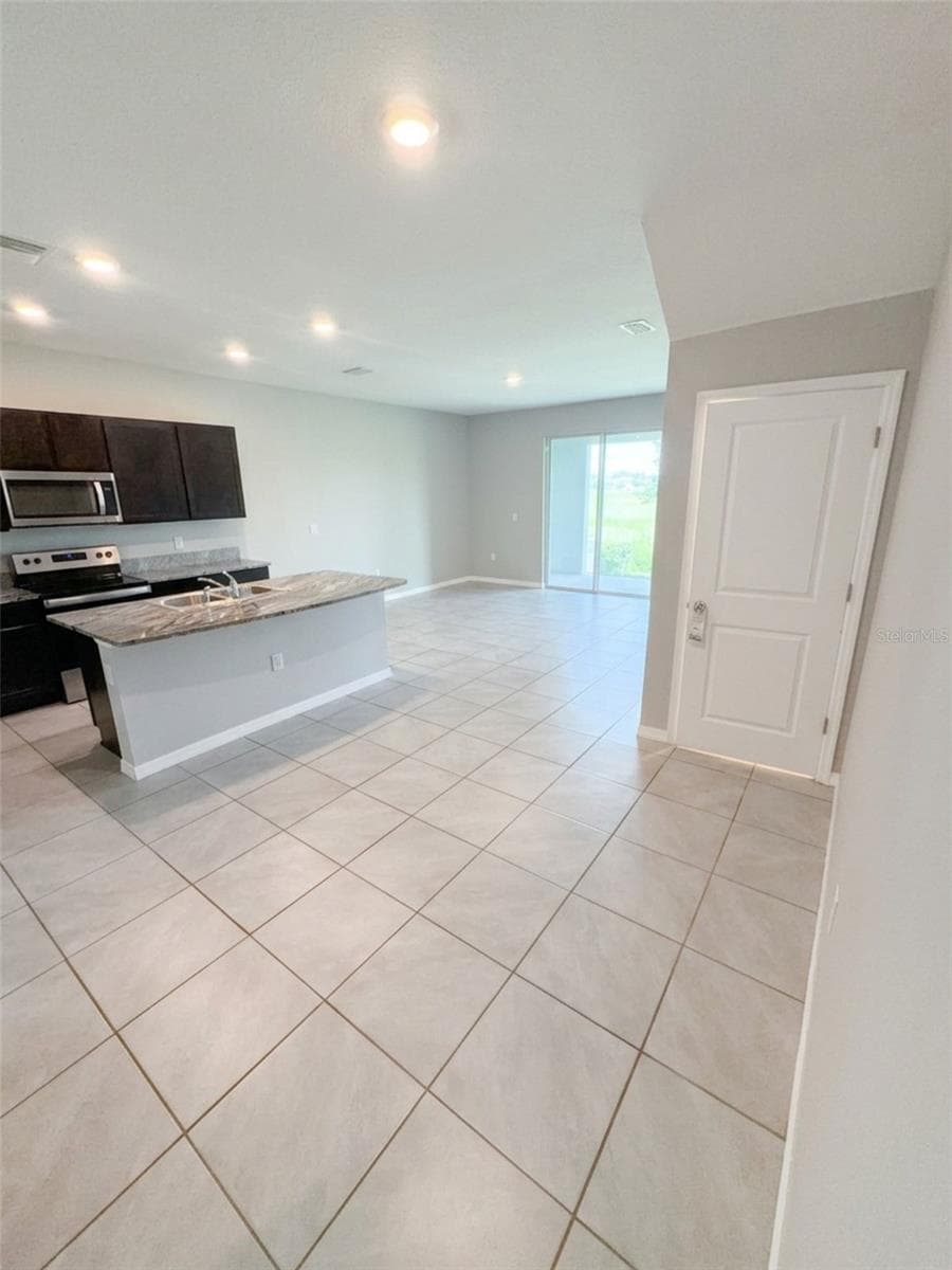 Dining area - 5254 DRAGONFLY DR, WILDWOOD