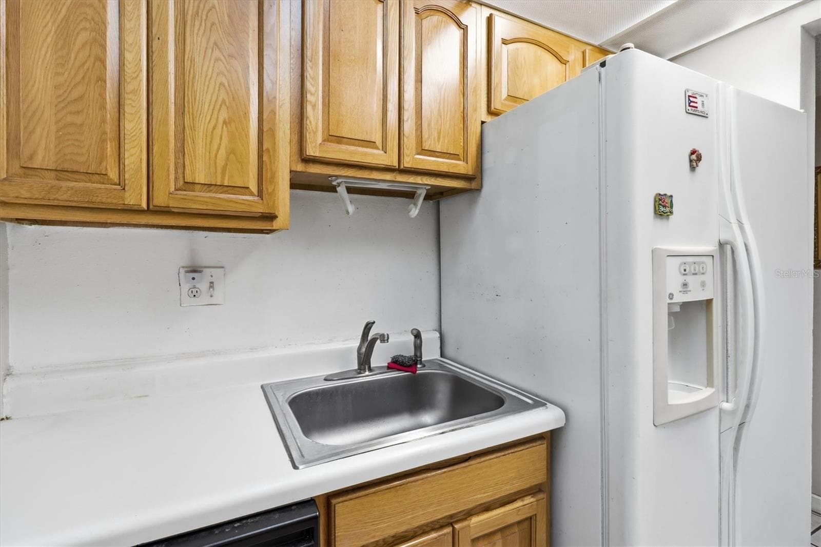 Condominium at 931 W OAK RIDGE RD #B, ORLANDO, photo 8 of 18