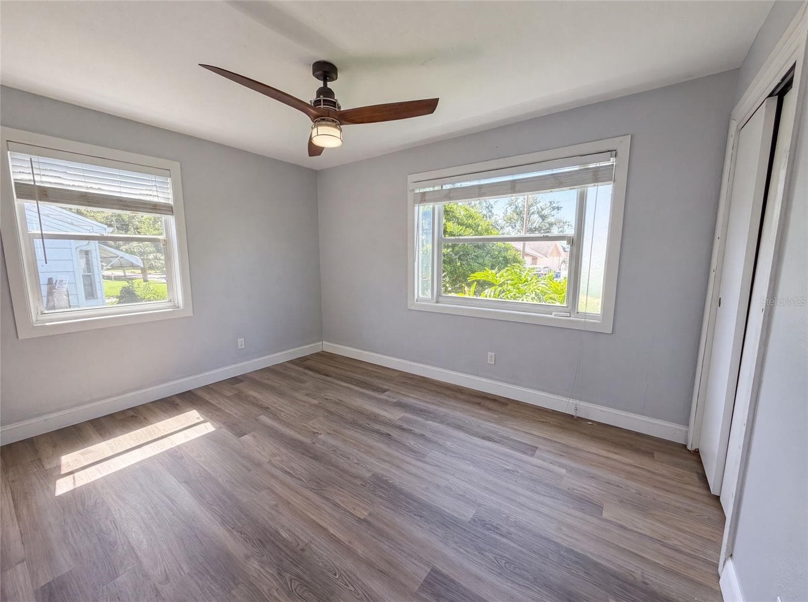 Single Family Residence at 1521 W RIVER SHORE WAY, TAMPA, photo 10 of 14