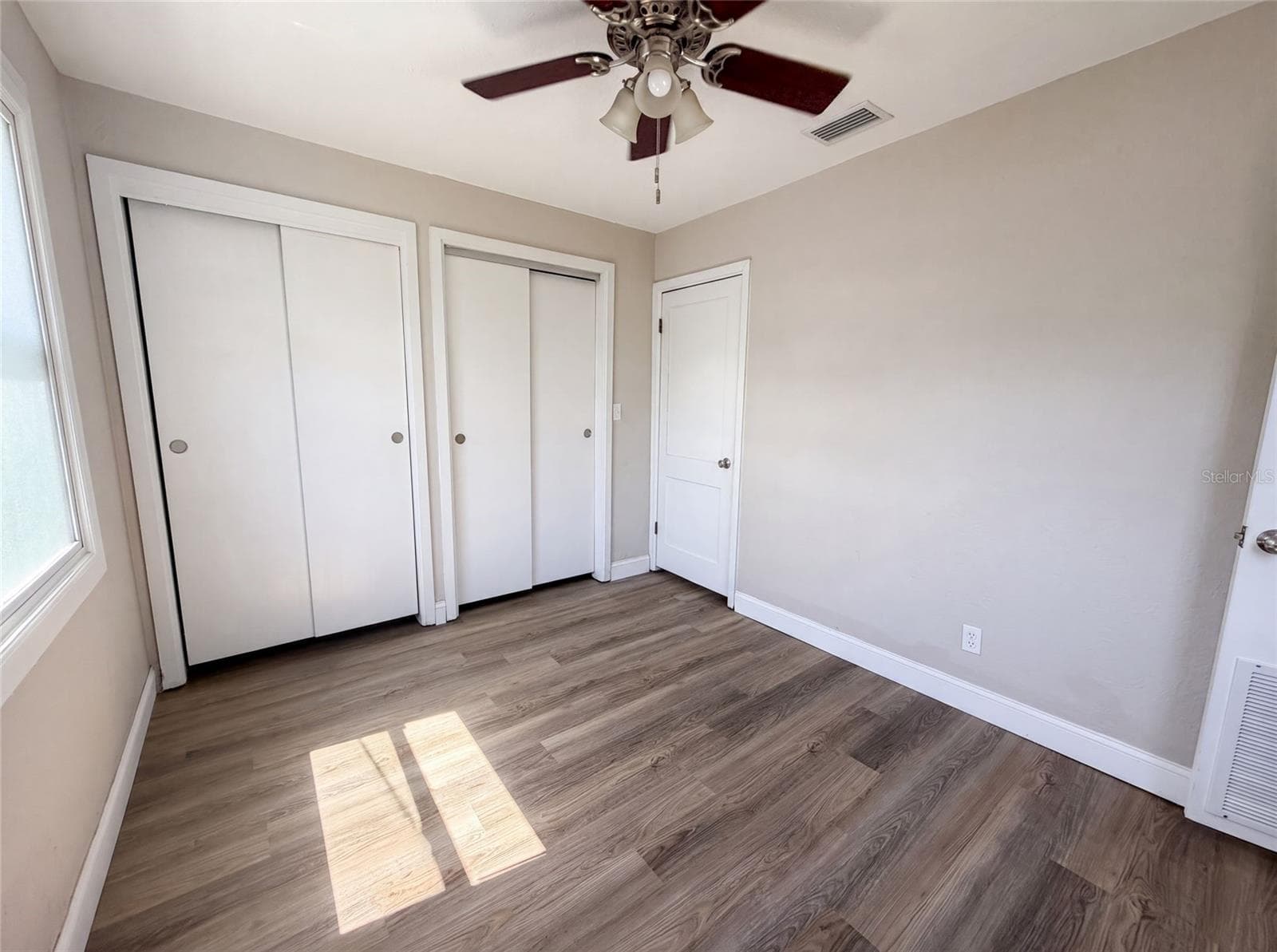 Single Family Residence at 1521 W RIVER SHORE WAY, TAMPA, photo 11 of 14