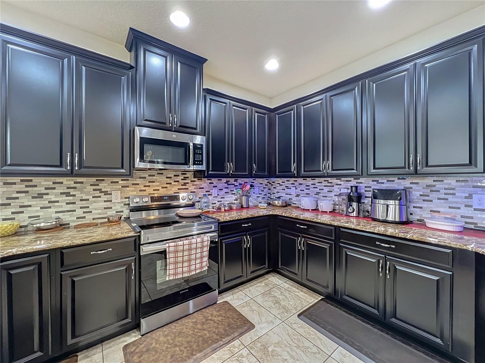 kitchen view3 - 480 ROCKY GROVE LN, SANFORD