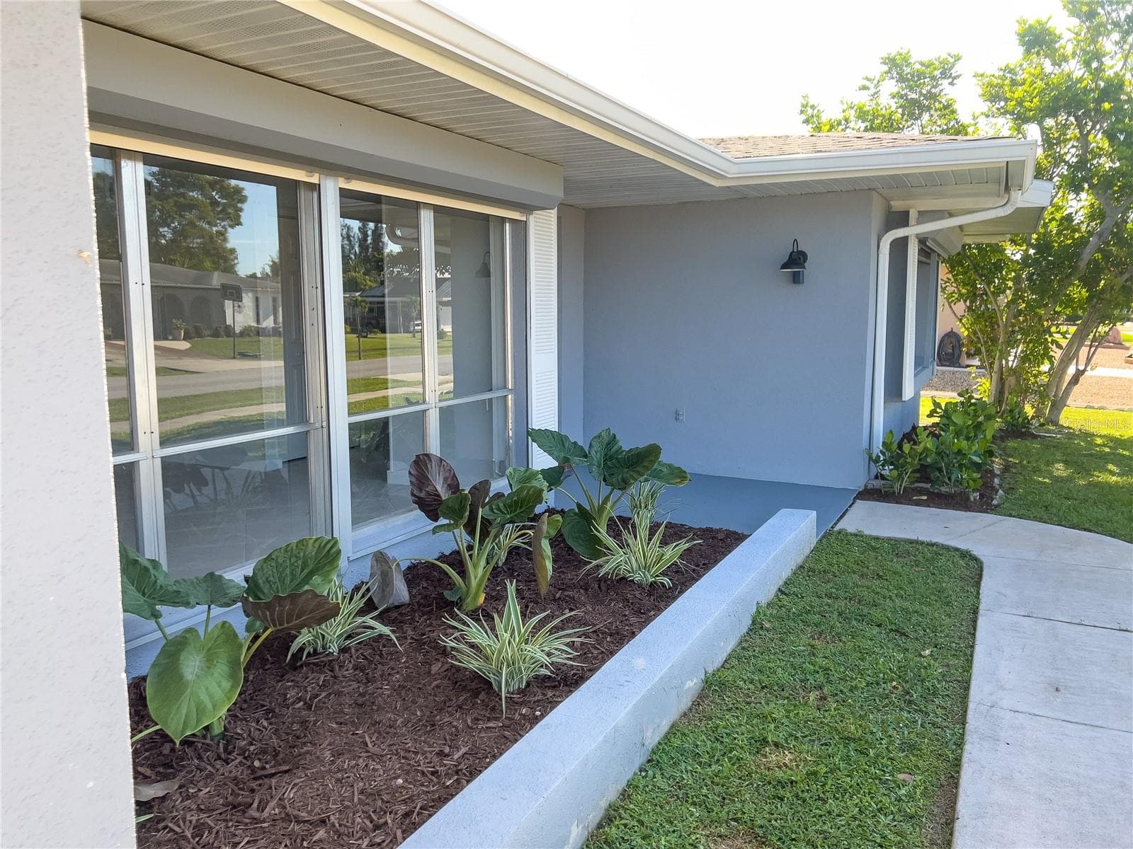 Single Family Residence at 326 WHERLEY AVE SE, PORT CHARLOTTE, photo 3 of 64