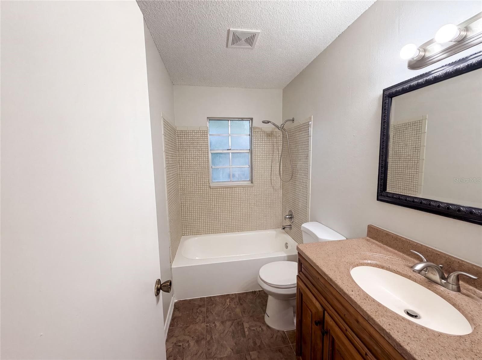 Single Family Residence at 5750 NW 55TH AVE, OCALA, photo 6 of 21