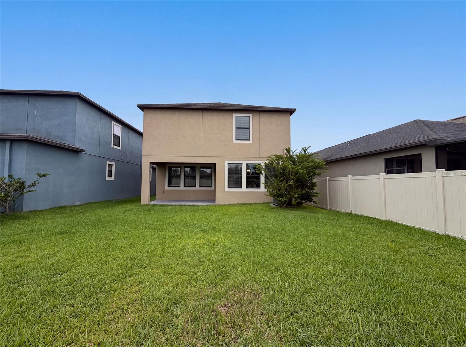 Single Family Residence at 9709 IVORY DR, RUSKIN, photo 5 of 34