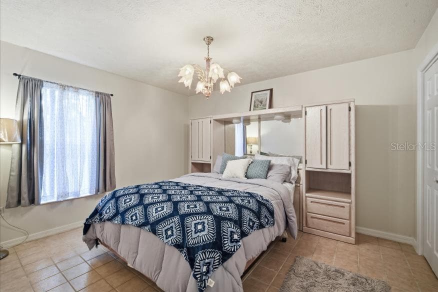 Guest Bedroom - 483 LINCOLN AVE, MASARYKTOWN