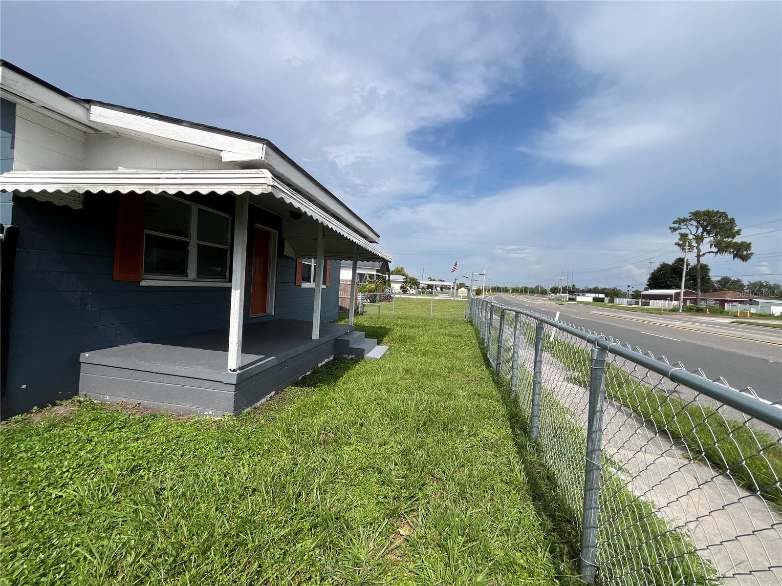 Single Family Residence at 1206 E CANAL ST, MULBERRY, photo 6 of 56