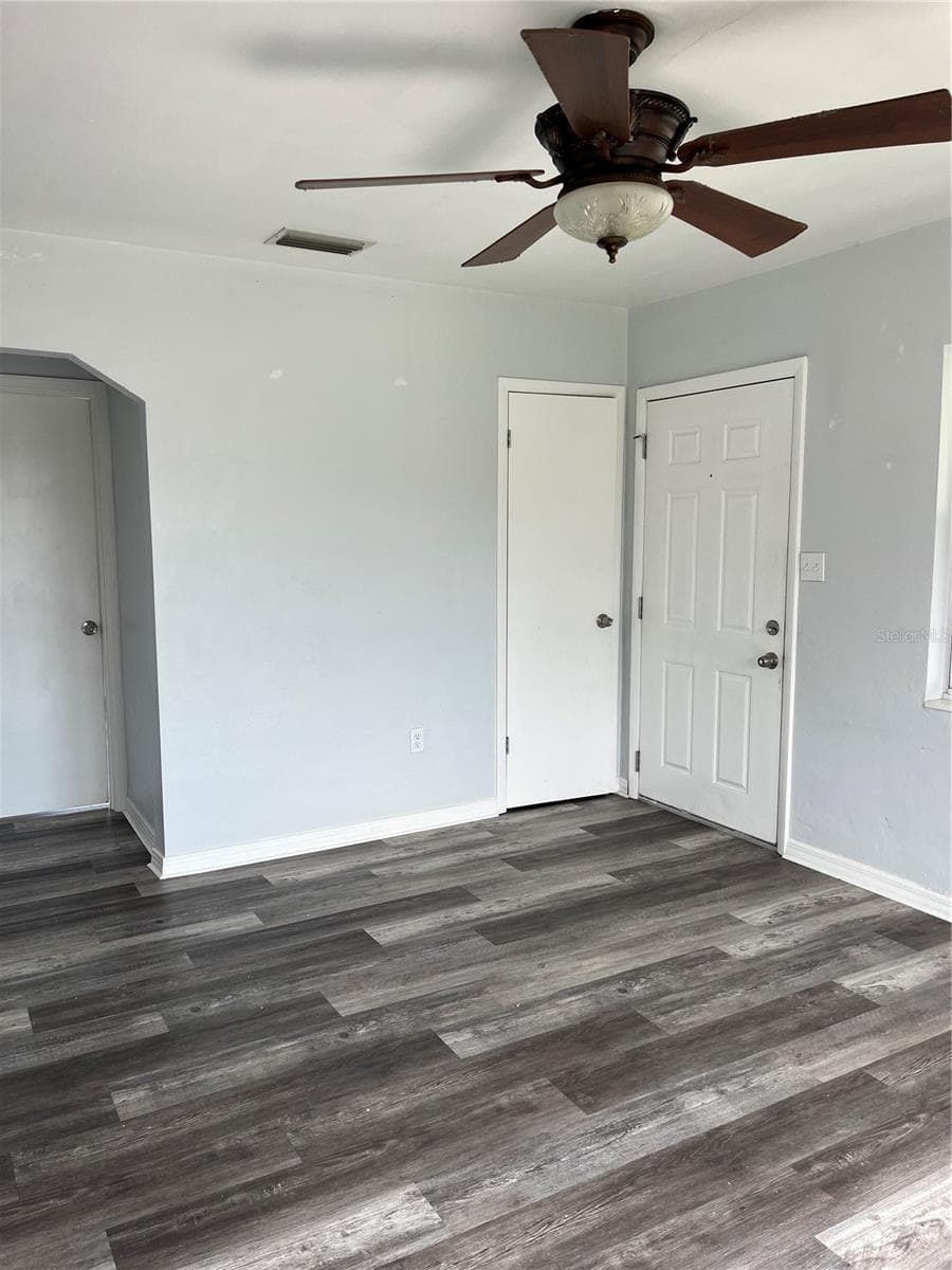 Single Family Residence at 1206 E CANAL ST, MULBERRY, photo 18 of 56