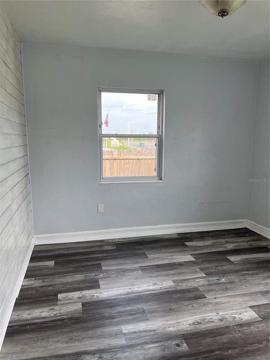 Single Family Residence at 1206 E CANAL ST, MULBERRY, photo 22 of 56