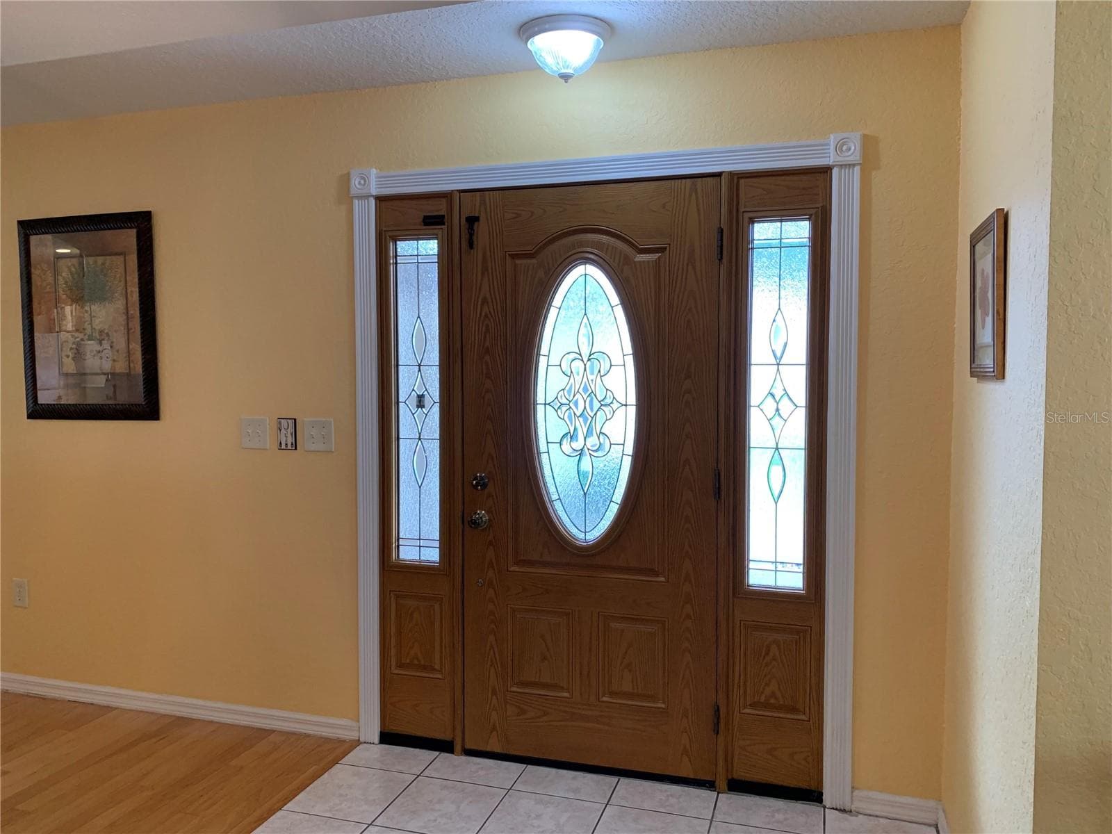 Large front door entry way - 6369 SW 117TH LOOP, OCALA