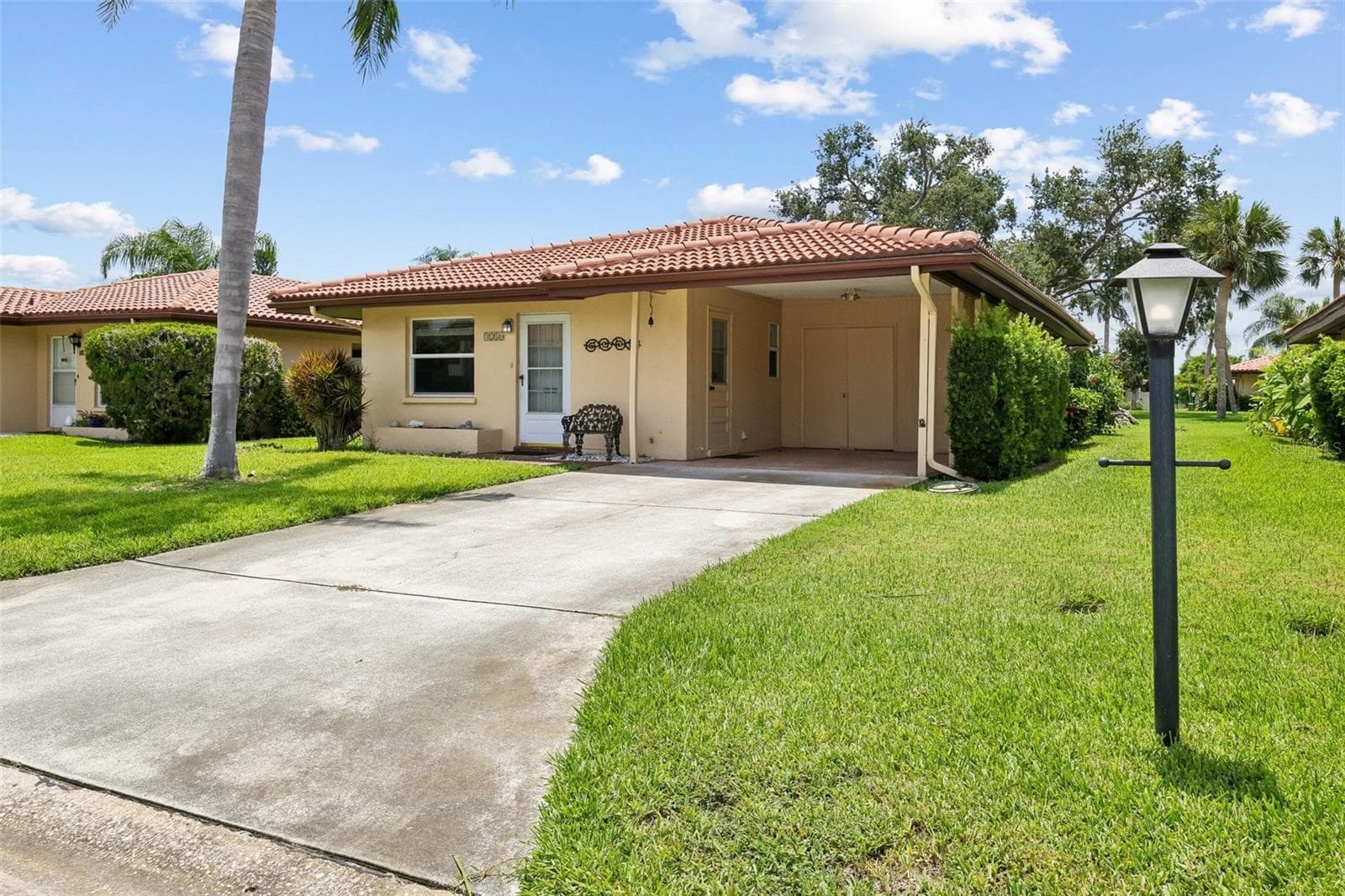 Villa at 3210 CAMBRIDGE AVE, BRADENTON, photo 3 of 38