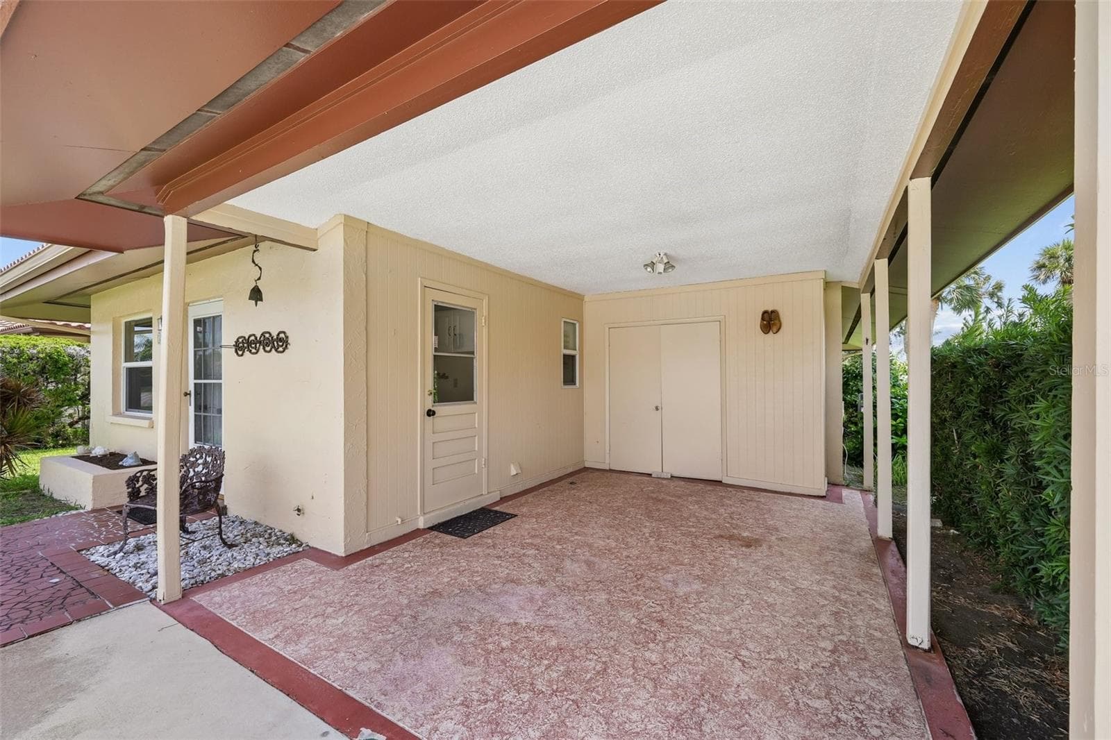 Villa at 3210 CAMBRIDGE AVE, BRADENTON, photo 5 of 38