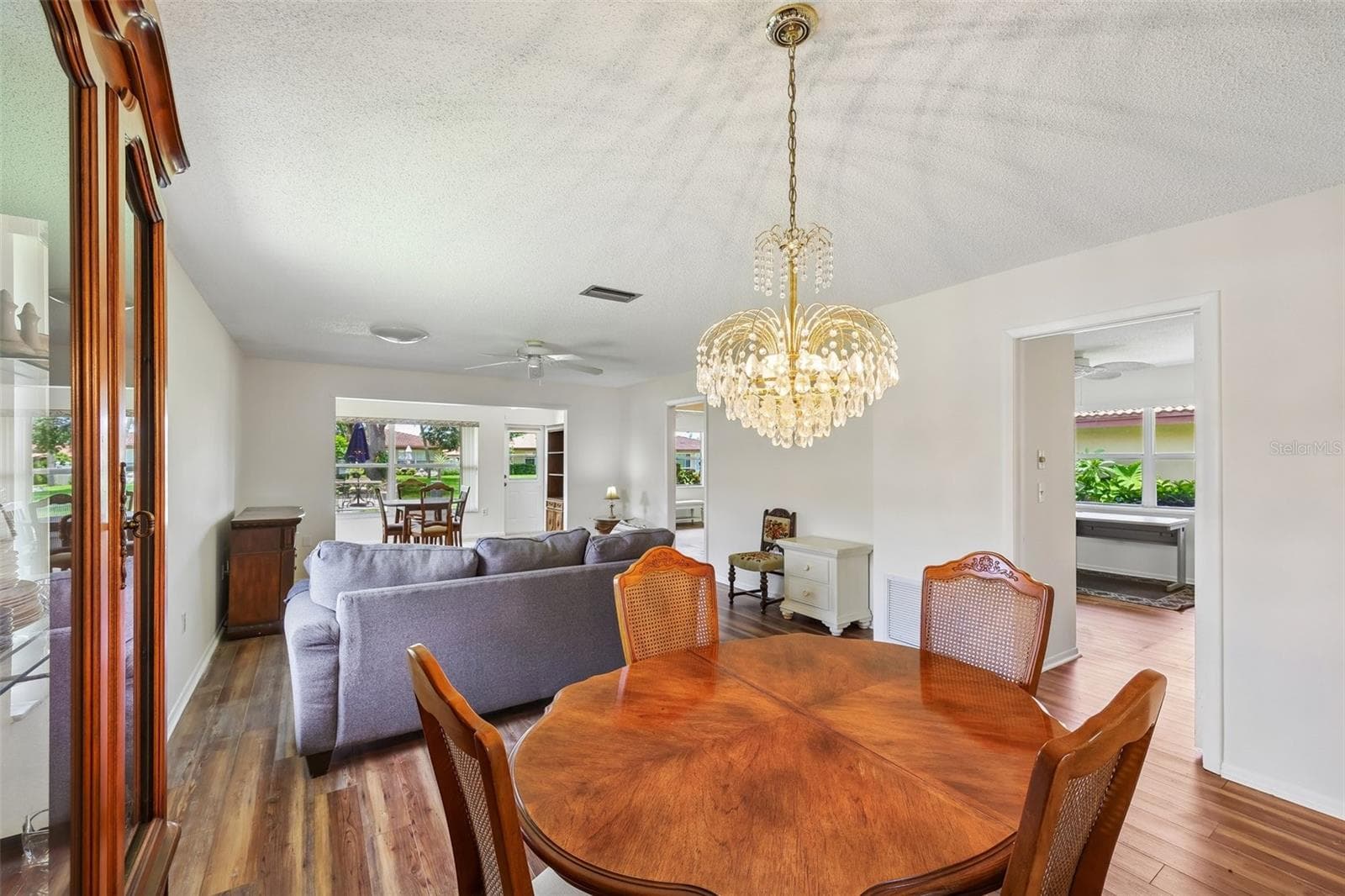 Villa at 3210 CAMBRIDGE AVE, BRADENTON, photo 14 of 38