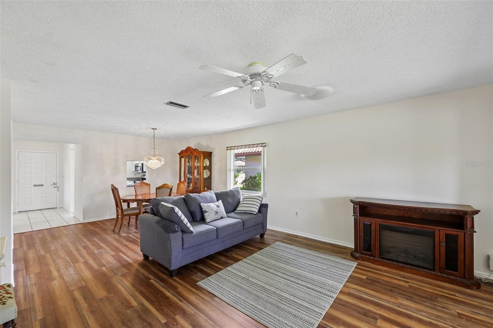 Villa at 3210 CAMBRIDGE AVE, BRADENTON, photo 15 of 38
