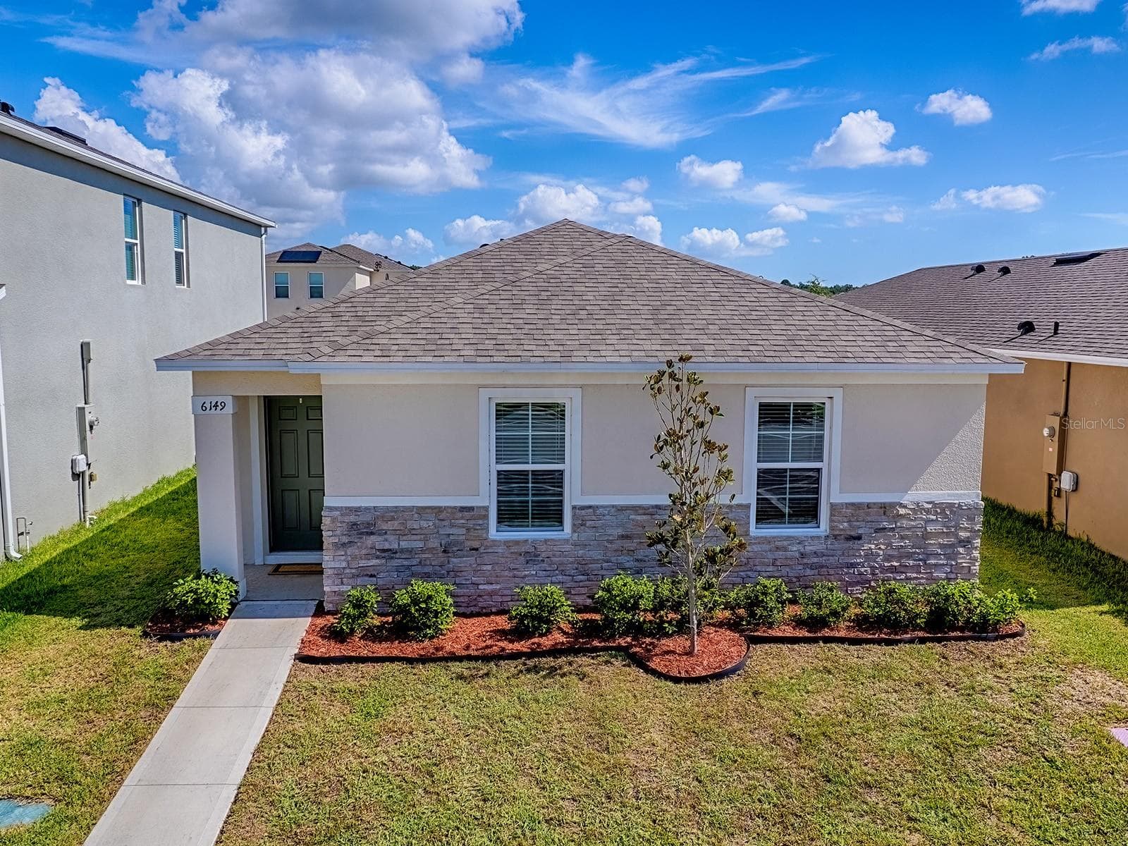 6149 GALLOPING DR