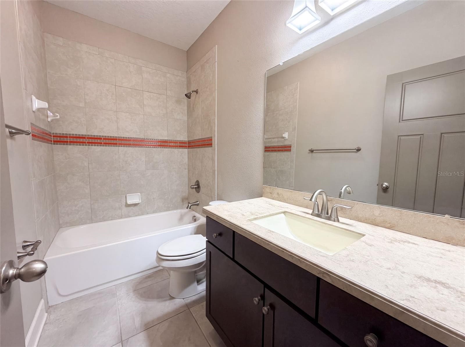 Single Family Residence at 7304 MILESTONE DR, APOLLO BEACH, photo 16 of 27