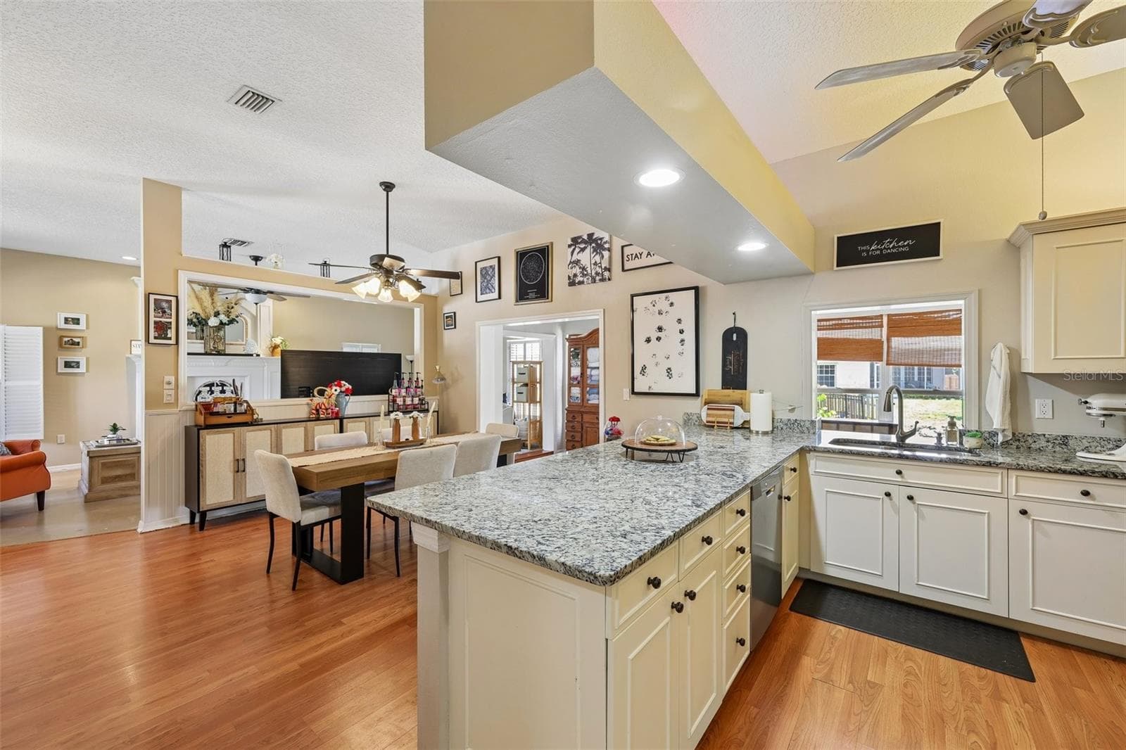 Single Family Residence at 4919 32ND AVENUE DR W, BRADENTON, photo 11 of 32