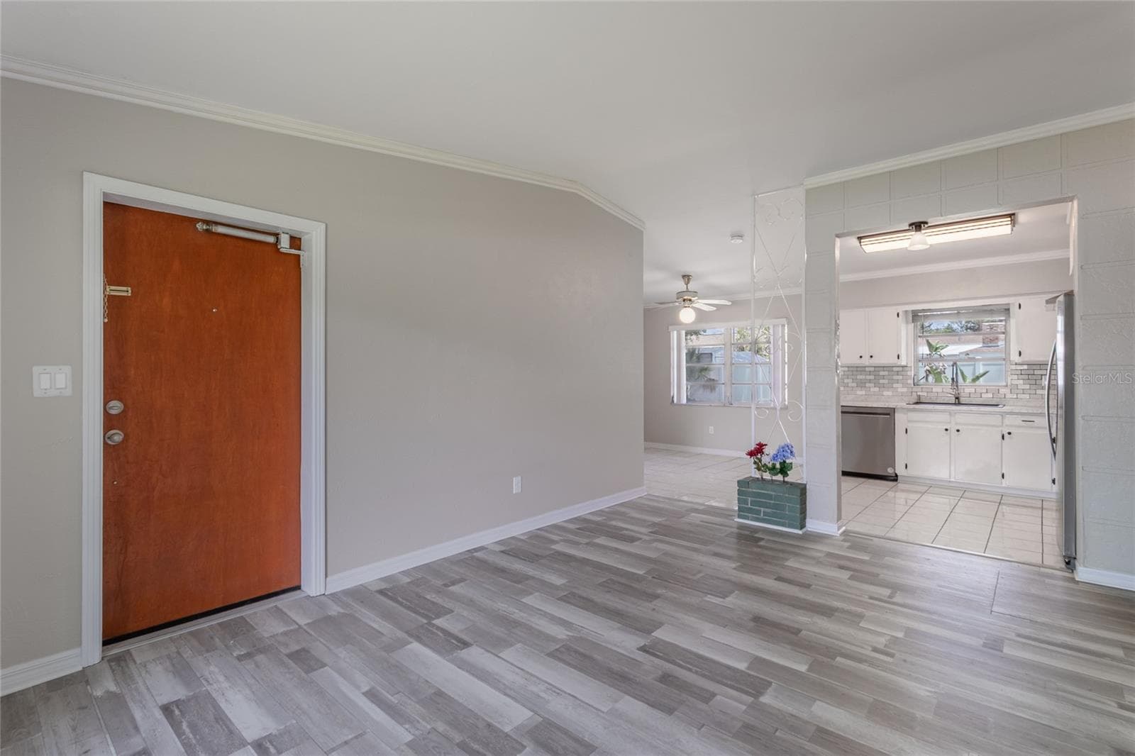 Living Room - 6518 WALTON WAY, TAMPA