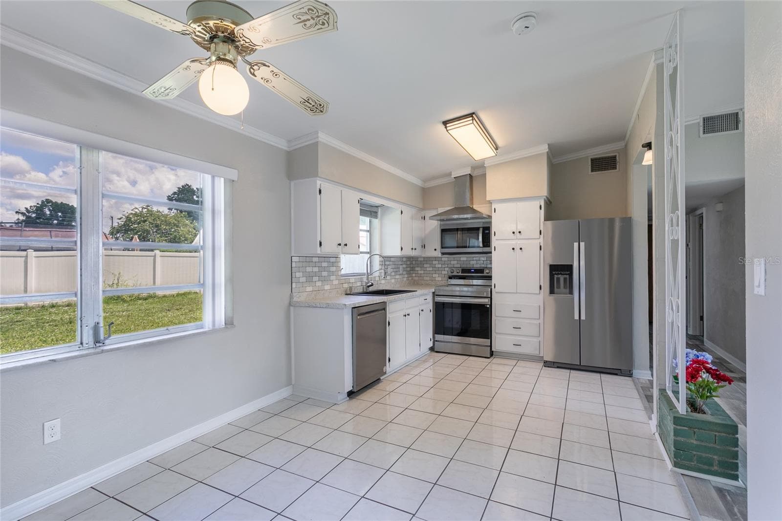 Kitchen - 6518 WALTON WAY, TAMPA
