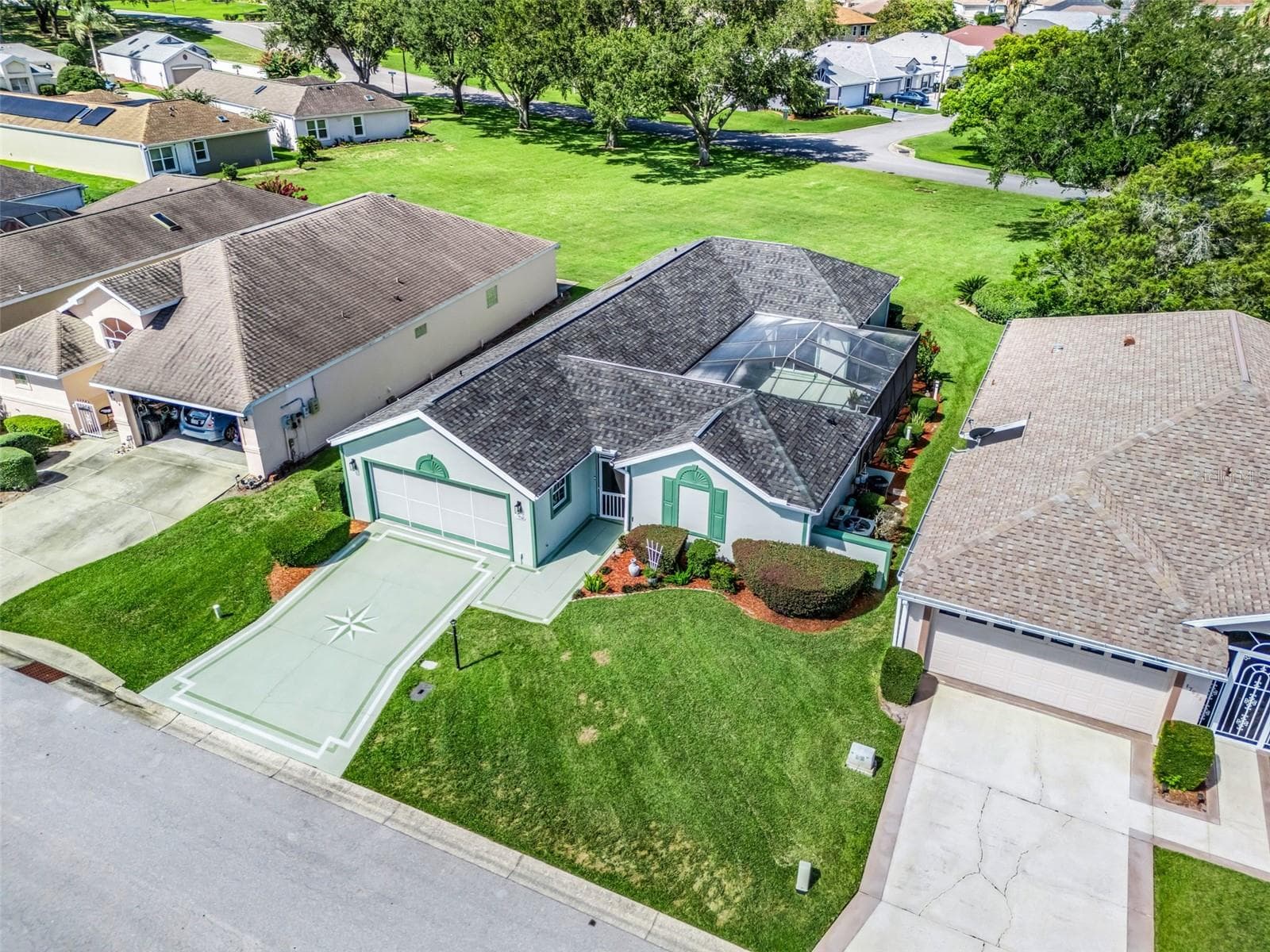 Concrete, Block & Stucco Casita Villa - 17832 SE 115TH CT, SUMMERFIELD