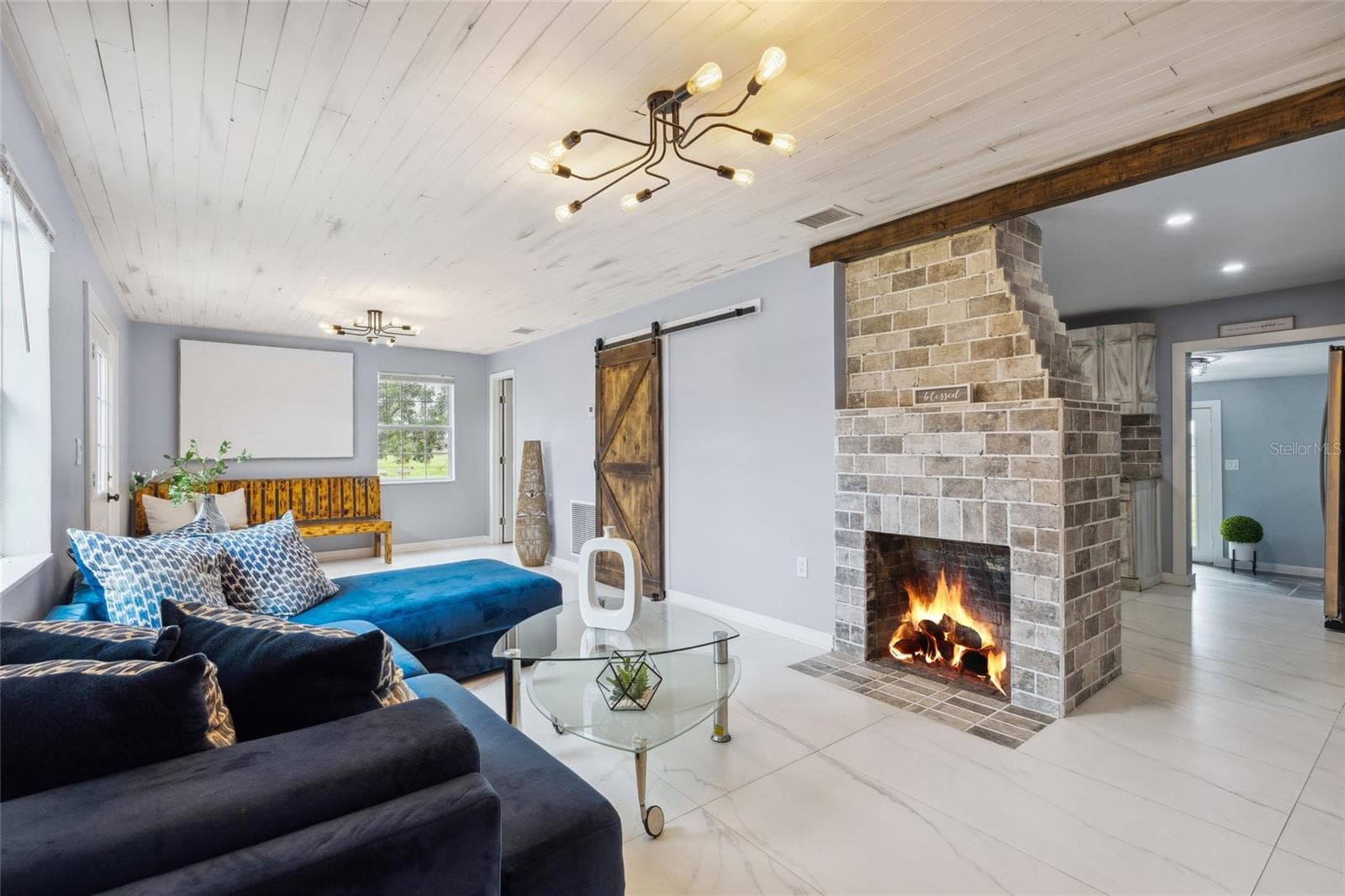 Formal Living Room - 1845 SW HALTIWANGER RD, LAKE CITY