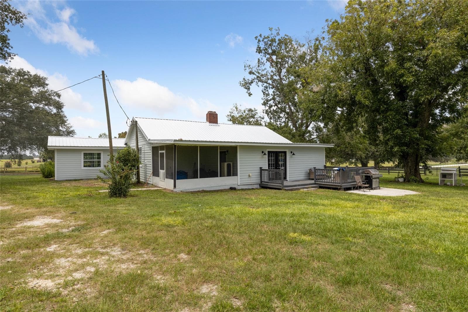 Rear Screened Porch and Rear Deck - 1845 SW HALTIWANGER RD, LAKE CITY