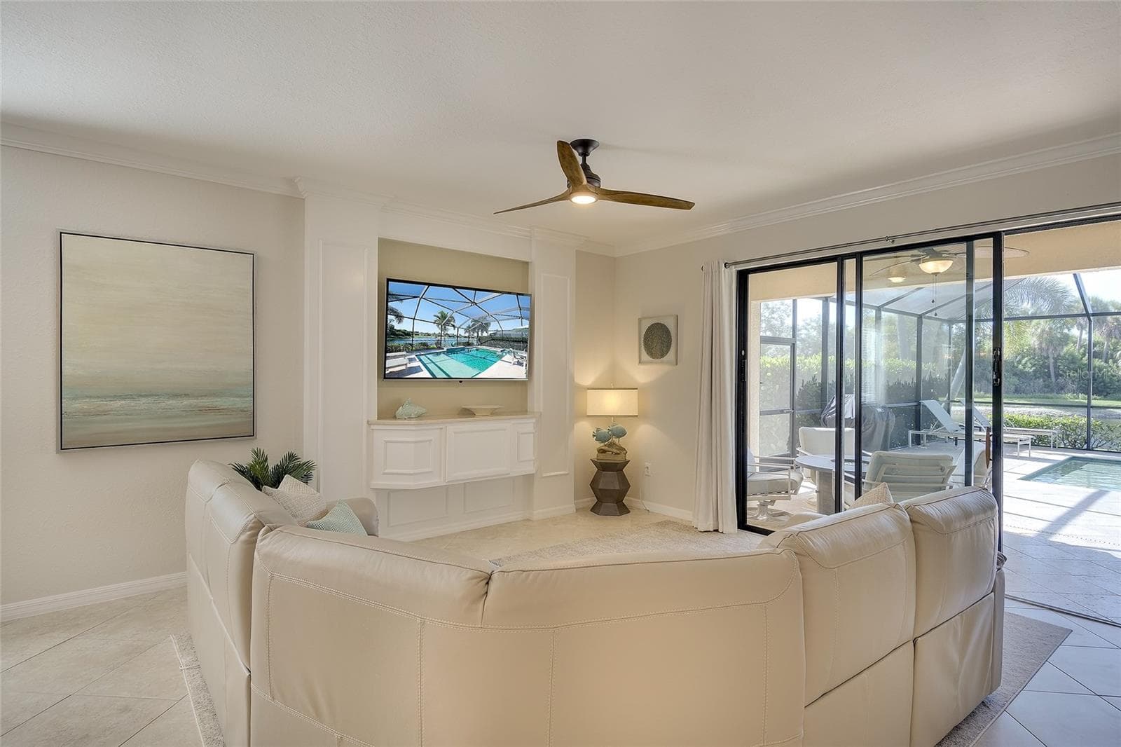 Elegant Great Room - 7130 QUIET CREEK DR, BRADENTON