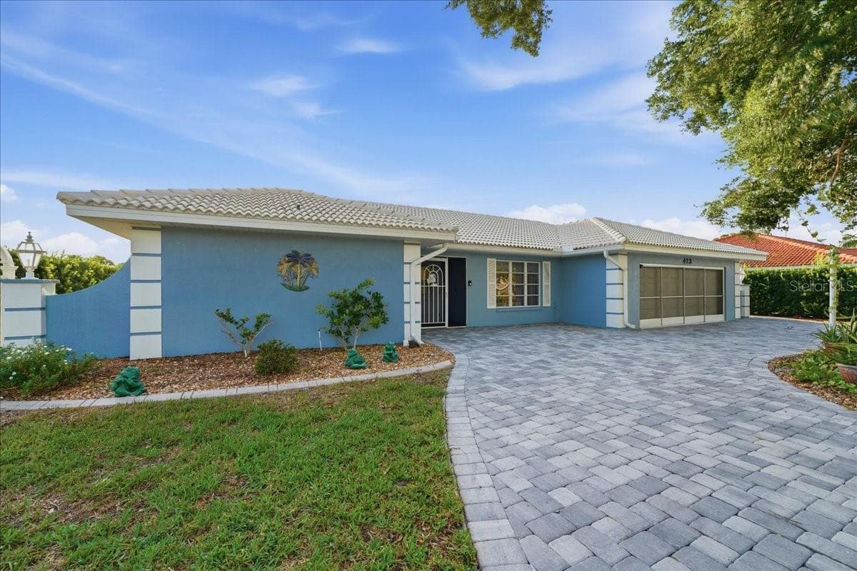 Single Family Residence at 413 SIGNORELLI DR, NOKOMIS, photo 6 of 44