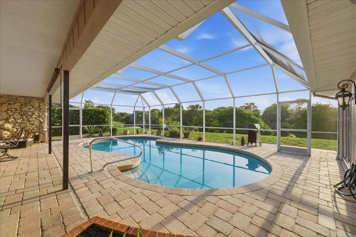 Single Family Residence at 413 SIGNORELLI DR, NOKOMIS, photo 8 of 44