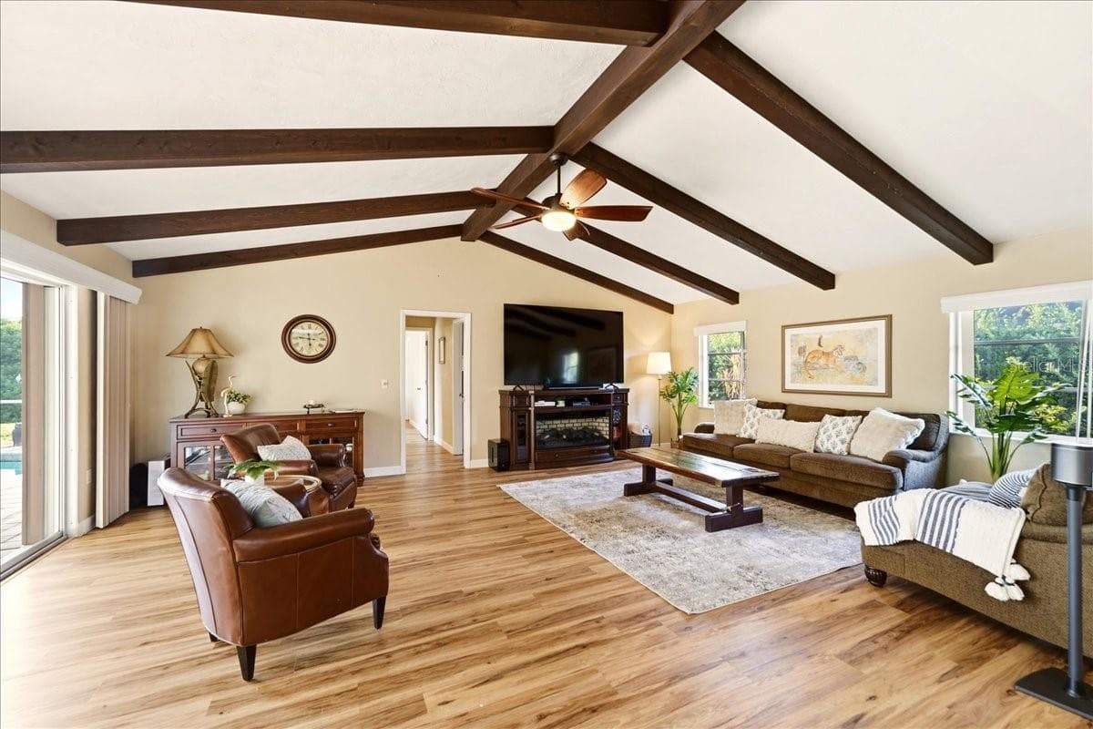 Single Family Residence at 413 SIGNORELLI DR, NOKOMIS, photo 21 of 44