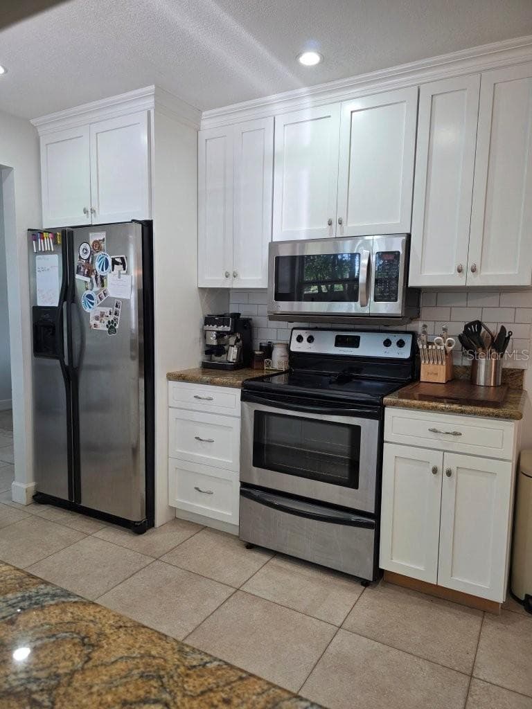 Single Family Residence at 7005 TALBOT DR, ORLANDO, photo 16 of 42