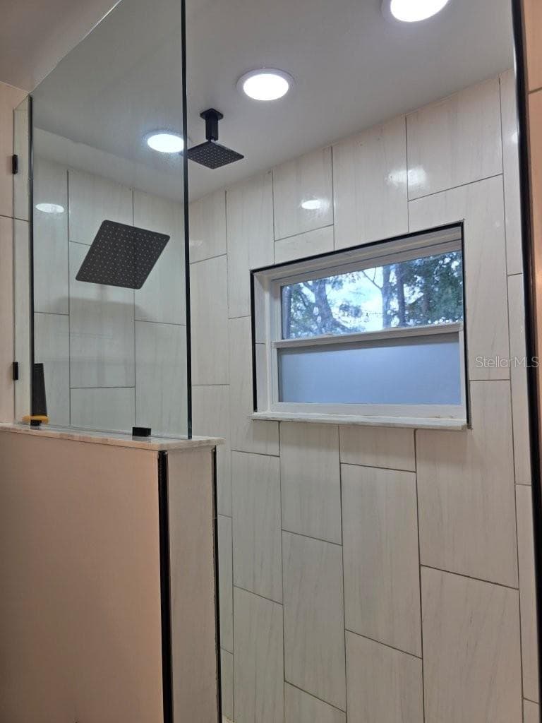 Single Family Residence at 7005 TALBOT DR, ORLANDO, photo 29 of 42