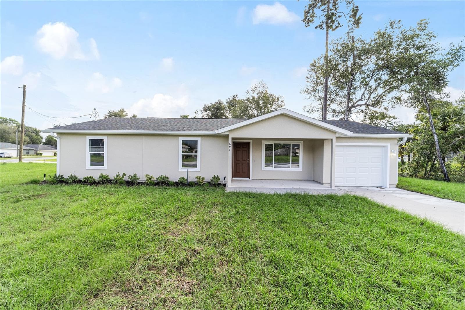 Single Family Residence at 34 MAPLE LN, OCKLAWAHA, photo 2 of 45