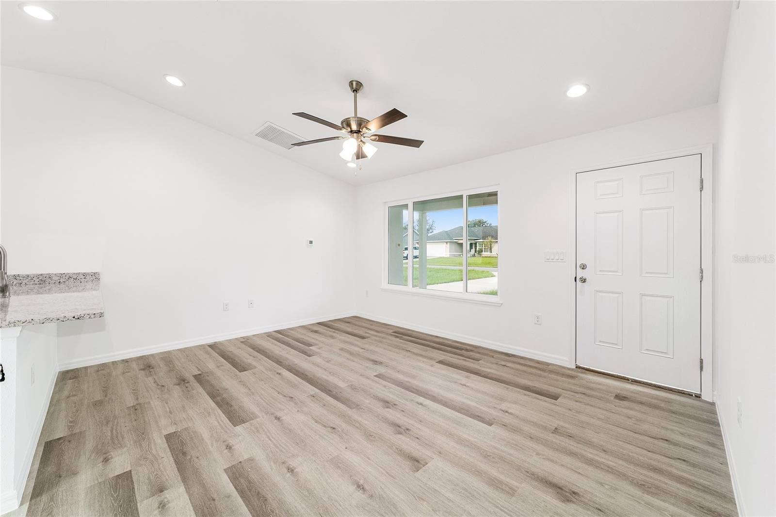 Single Family Residence at 34 MAPLE LN, OCKLAWAHA, photo 16 of 45