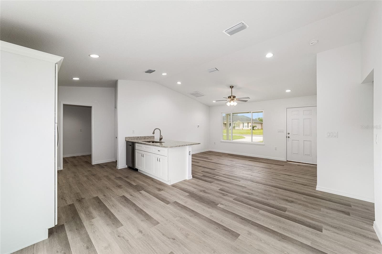 Single Family Residence at 34 MAPLE LN, OCKLAWAHA, photo 22 of 45