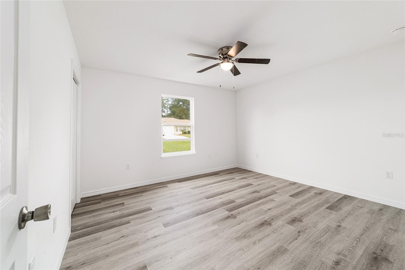 Single Family Residence at 34 MAPLE LN, OCKLAWAHA, photo 33 of 45