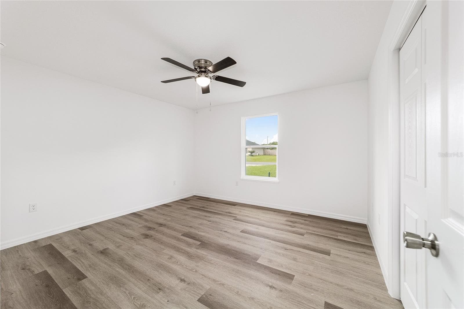 Single Family Residence at 34 MAPLE LN, OCKLAWAHA, photo 36 of 45