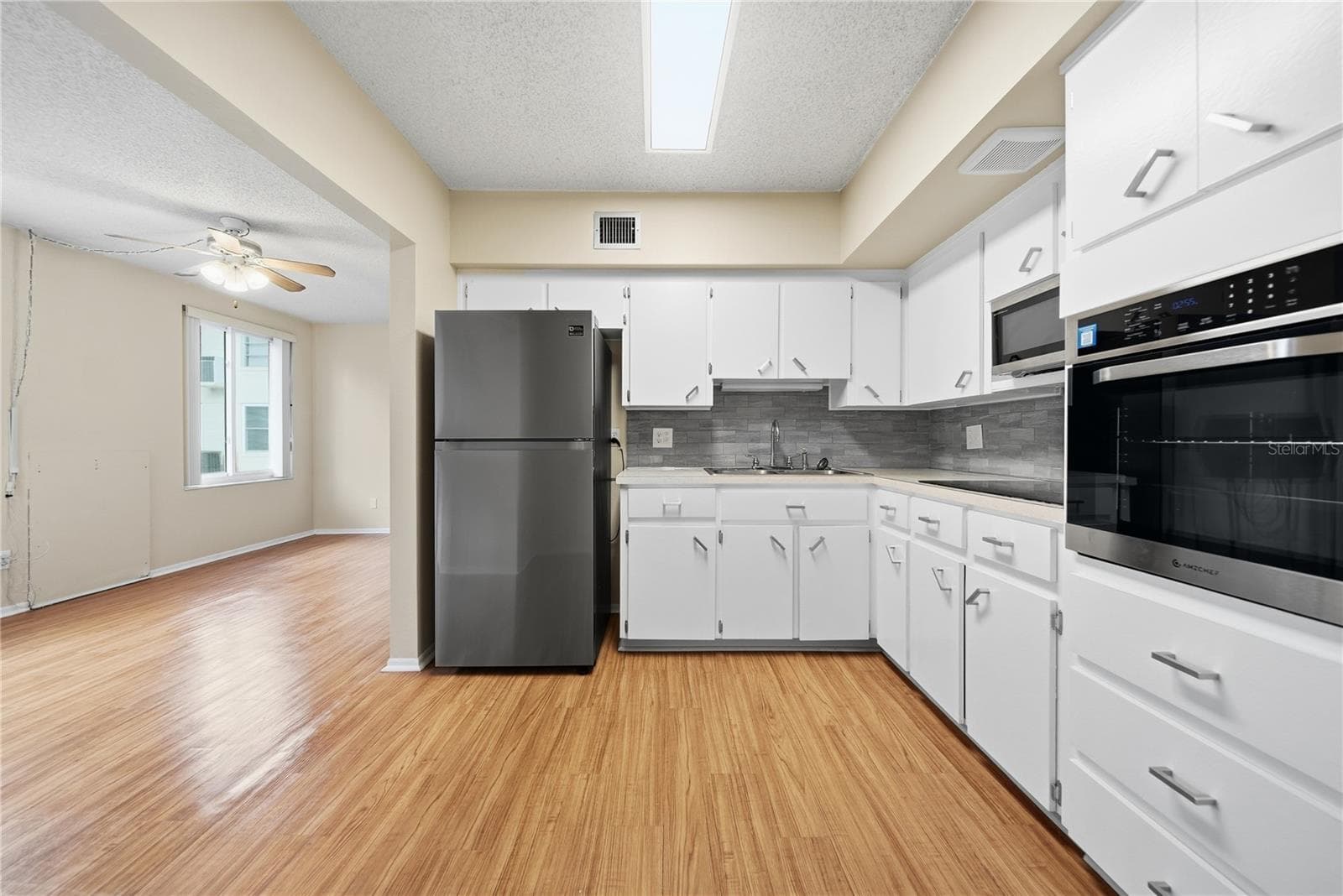 Condominium at 2458 FLORENTINE WAY #34, CLEARWATER, photo 12 of 30